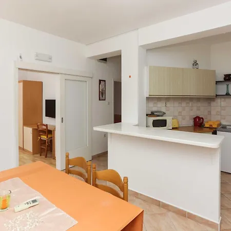 Posta - One-bedroom With Terrace And Sea View 4 Adults - 4 Апартаменты